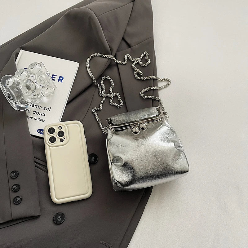 1 Piece of Pure Color Chain Shoulder Bag for Women