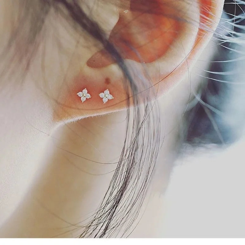Avenneth Fashion Small Flower Stud Earrings For Women Cartilage Cubic Zirconia Earring Party Jewelry Party Gifts