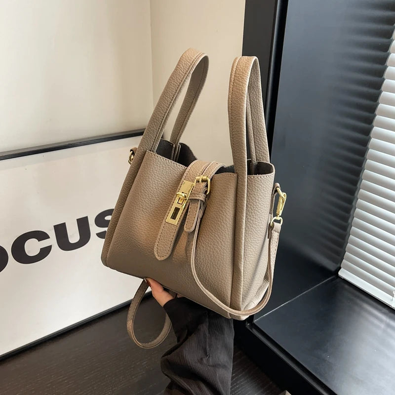 1 Piece of Pure Color Shoulder Bag for Women, Versatile Crossbody Bucket Bag, Hand Bag That Can Hold Mobile Phone