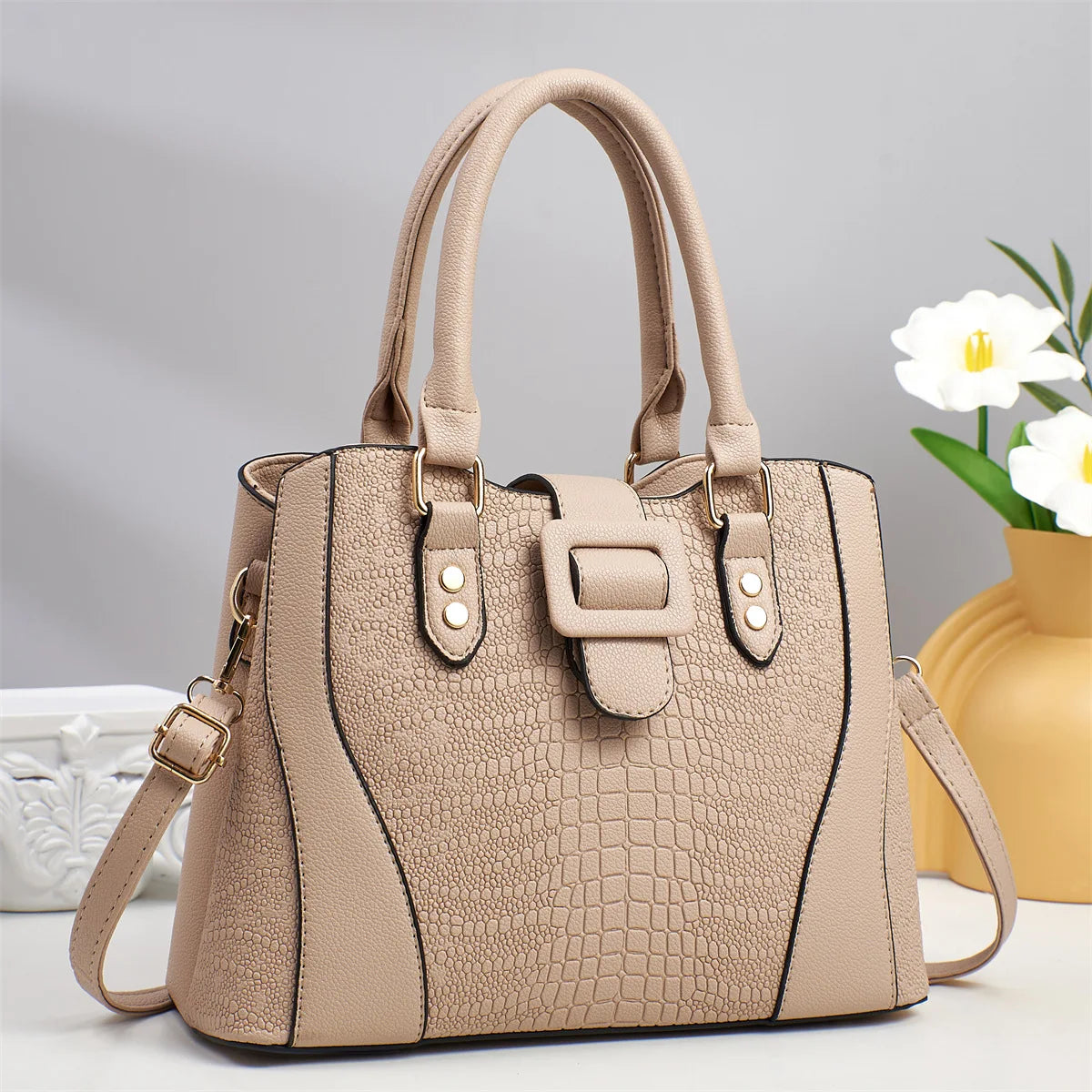 2025 Classic Alligator Pattern Women Handbag Versatile Shoulder Bag Luxury Brand Designer Crossbody Bag Large Capacity Tote Bag