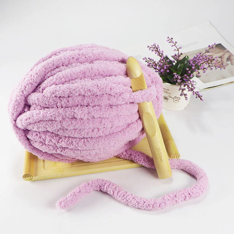 250g Super thick ice strips, hand-woven scarf, hat, blanket, cat nest, wool ball, woven DIY material package.