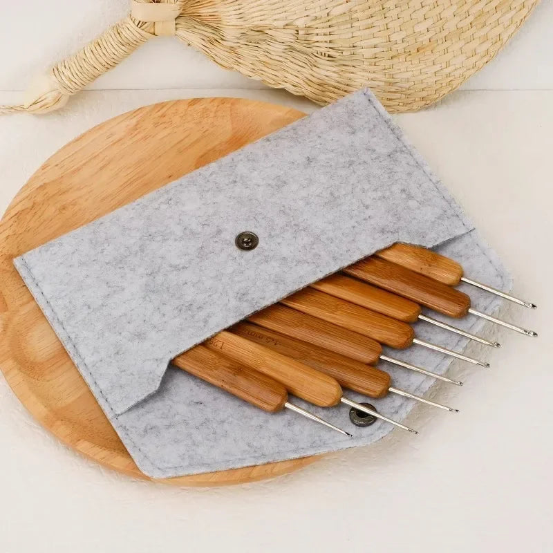 Full set of bamboo handle crochet bamboo crochet wool hook hand knitting tools sweater needle round head carbonized crochet