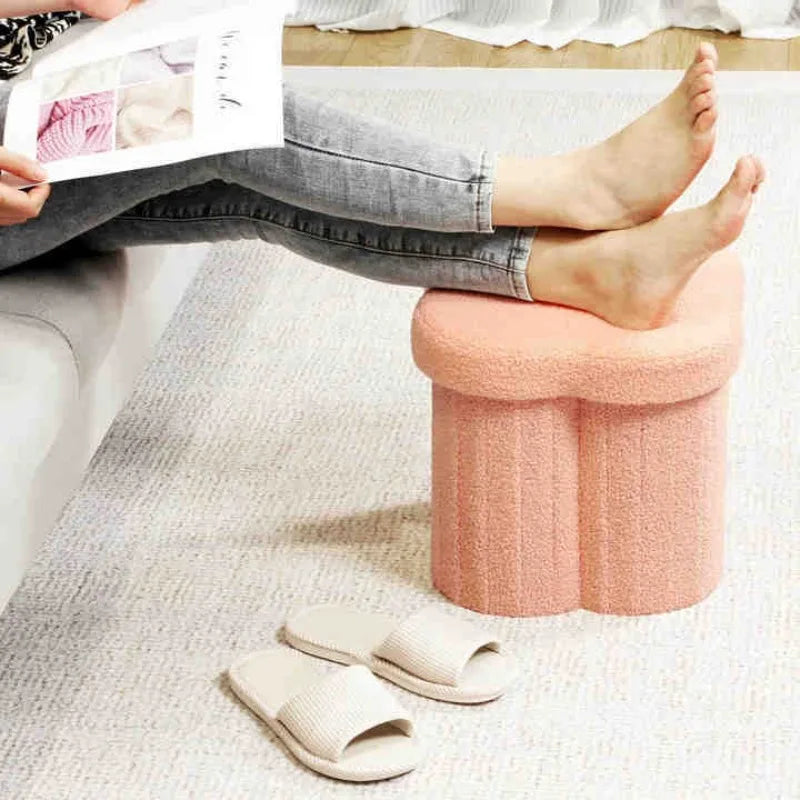 Hot-selling four-leaf clover shape storage stool, seating sofa stool folding teddy velvet shoe changing stool