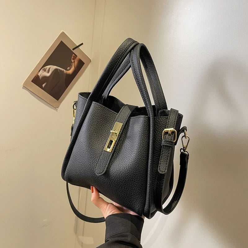 1 Piece of Pure Color Shoulder Bag for Women, Versatile Crossbody Bucket Bag, Hand Bag That Can Hold Mobile Phone