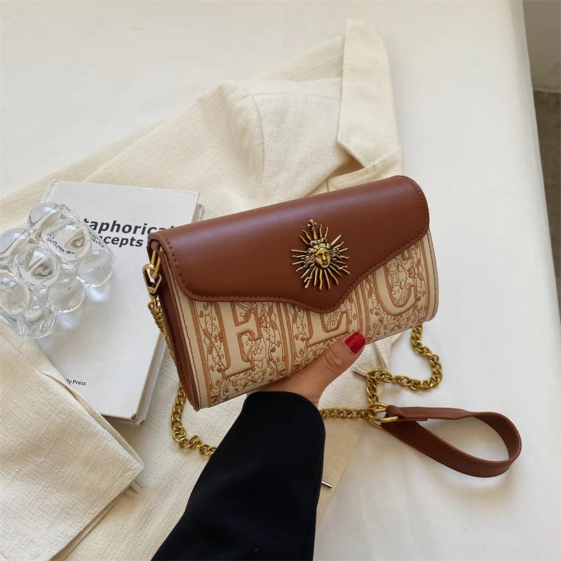 1pc PU Chain Messenger Bag Fashion One Shoulder Small Square Bag Can Hold Mobile Phone