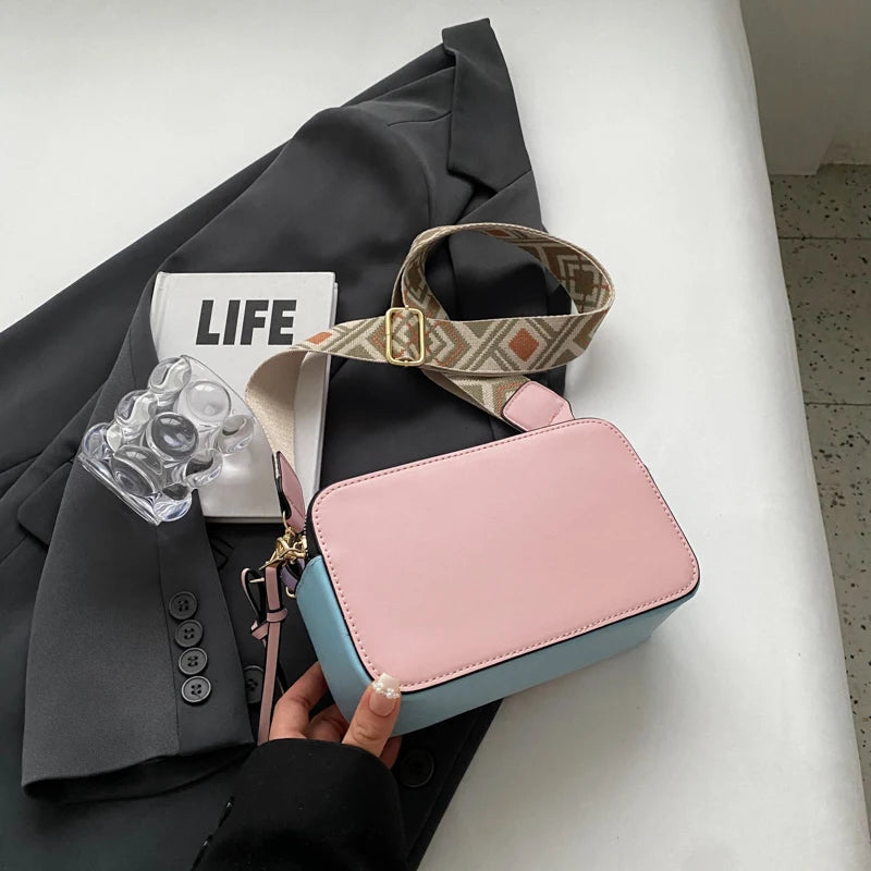 1pcs PU Small Square Bag Wide Shoulder Strap Single Shoulder Crossbody Bag Women's Bag Can PUt the Machine