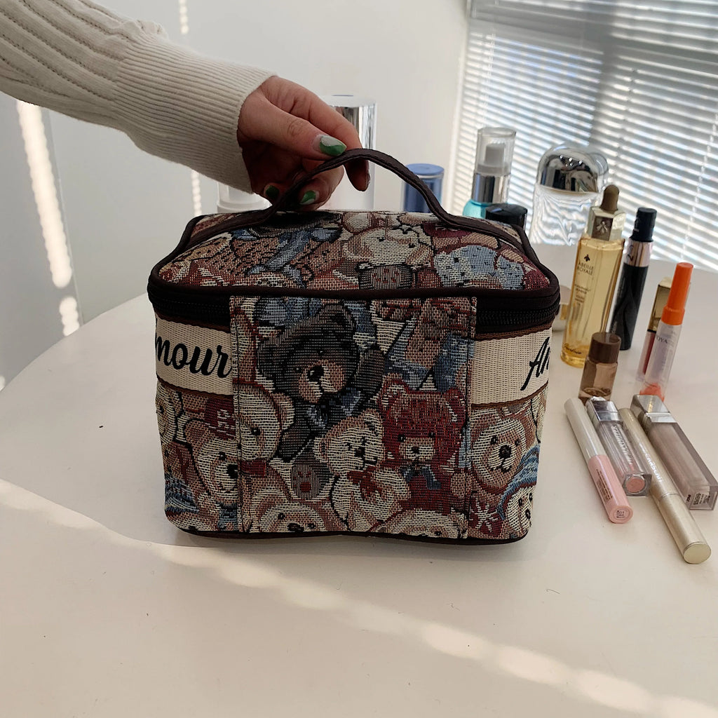 1 Piece Women's Bear Cosmetic Bag Square Large Capacity Ladies Handbag Can Hold Makeup Supplies