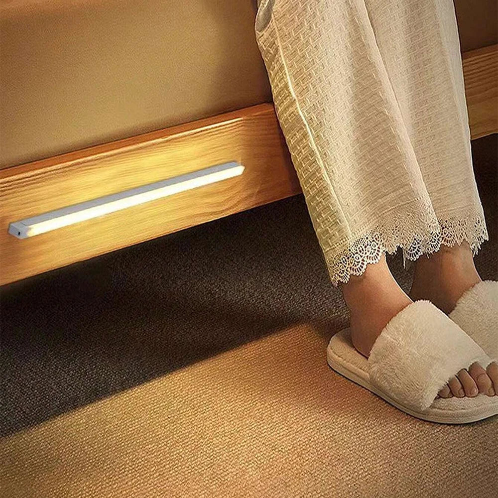 1pc Motion Sensor Light, Wireless USB Rechargeable Night Light For Room, Cabinet, Closet, Corridor And Stairs Warm/White Light