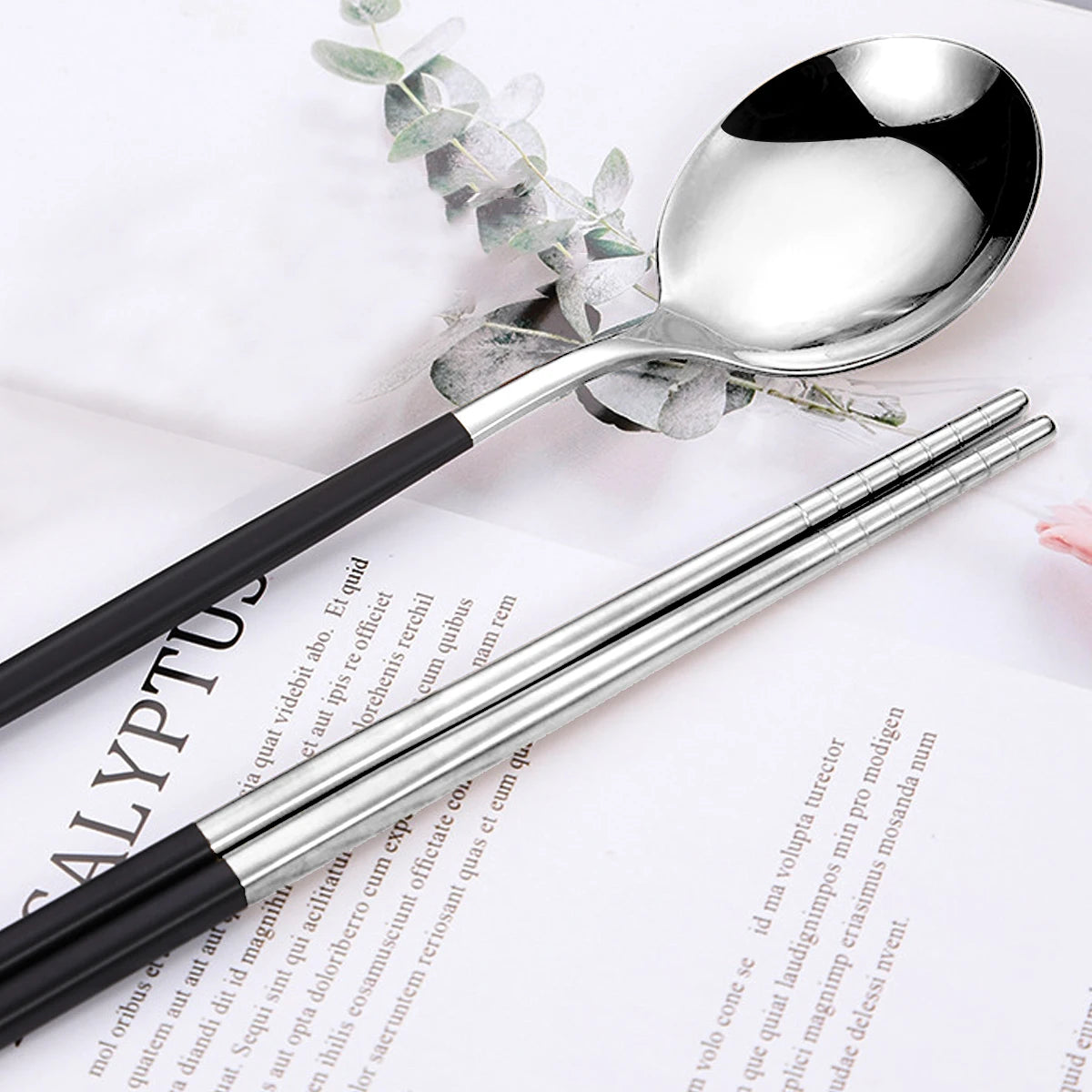 2pcs Stainless Steel Food Chopsticks Spoon Set Long Handle Flat Non-slip Chopsticks Dessert Spoons Dinnerware Set