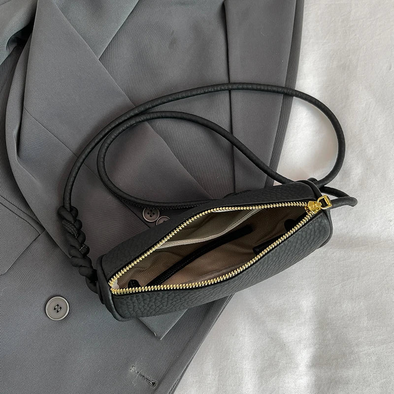 1 Piece of Solid Color Shoulder Bag for Women, Versatile Crossbody Bag, Fashionable Retro Saddle Bag