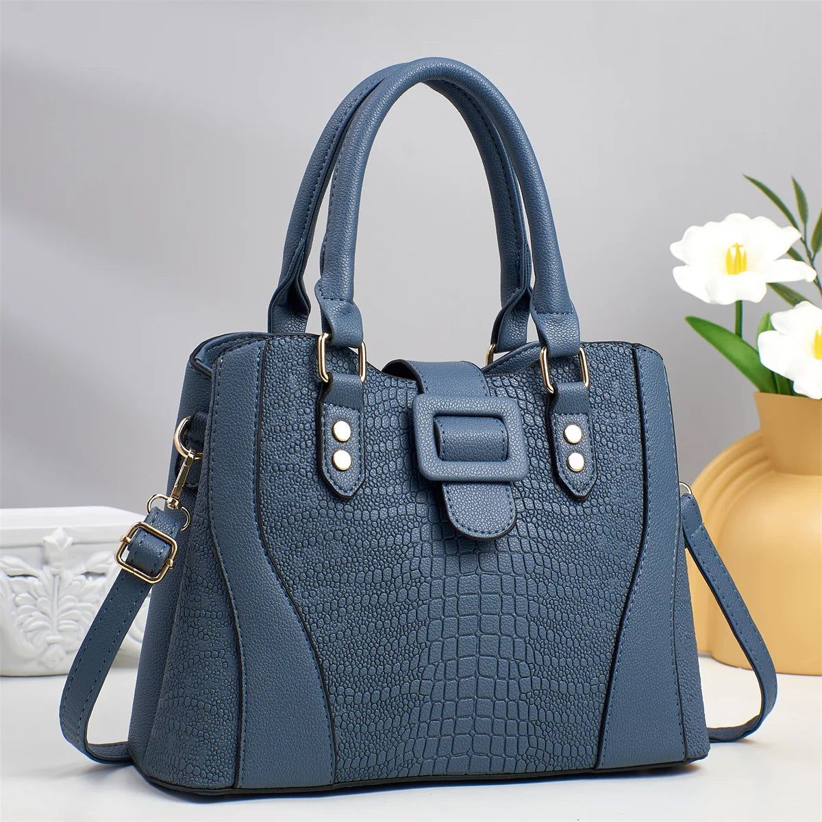 2025 Classic Alligator Pattern Women Handbag Versatile Shoulder Bag Luxury Brand Designer Crossbody Bag Large Capacity Tote Bag