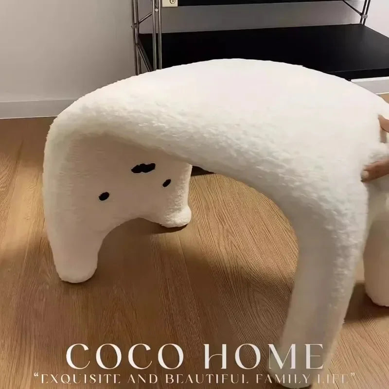 Decorative chairs, cute cats, dressing rooms, pedals, living rooms, bedrooms, furniture, dressing tables, chairs