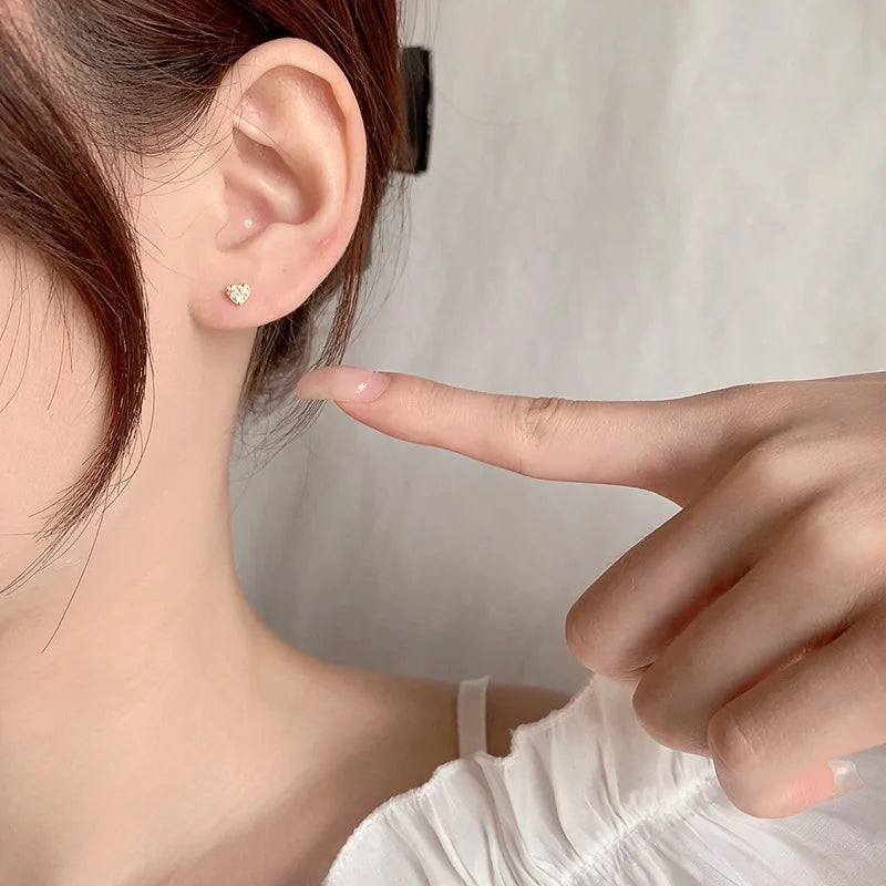 Fashion Screw Helix Piercing Heart Stud Earrings For Women Cubic Zirconia Hypoallergenic Silver Color Earring Girls Jewelry Gift