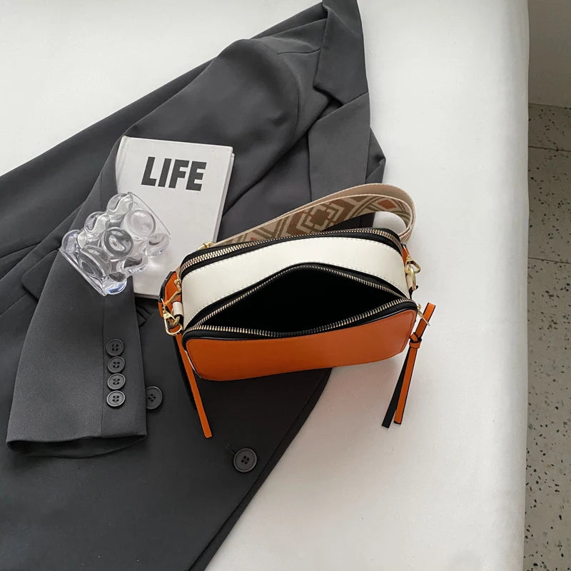 1pcs PU Small Square Bag Wide Shoulder Strap Single Shoulder Crossbody Bag Women's Bag Can PUt the Machine