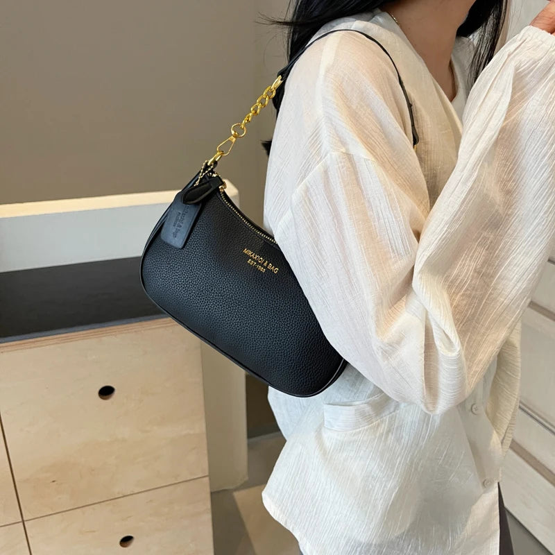 1 Piece of Pure Color Shoulder Bag for Women, Versatile Chain Crossbody Bag That Can Be Placed as a Machine