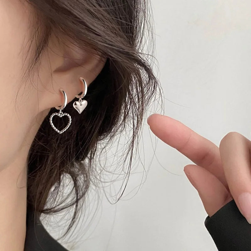 New Asymmetric Heart Stud Earrings For Women Versatile Silver Color Lovely Simple Cute Earring Girls Piercing Jewelry Gifts