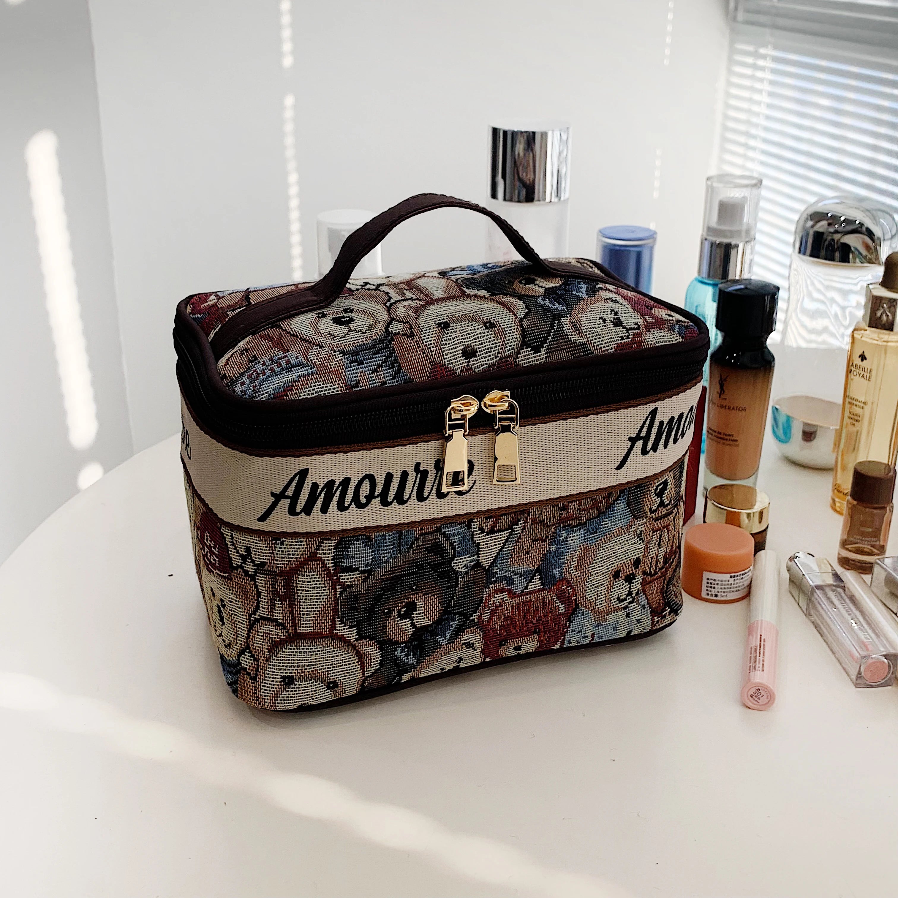 1 Piece Women's Bear Cosmetic Bag Square Large Capacity Ladies Handbag Can Hold Makeup Supplies