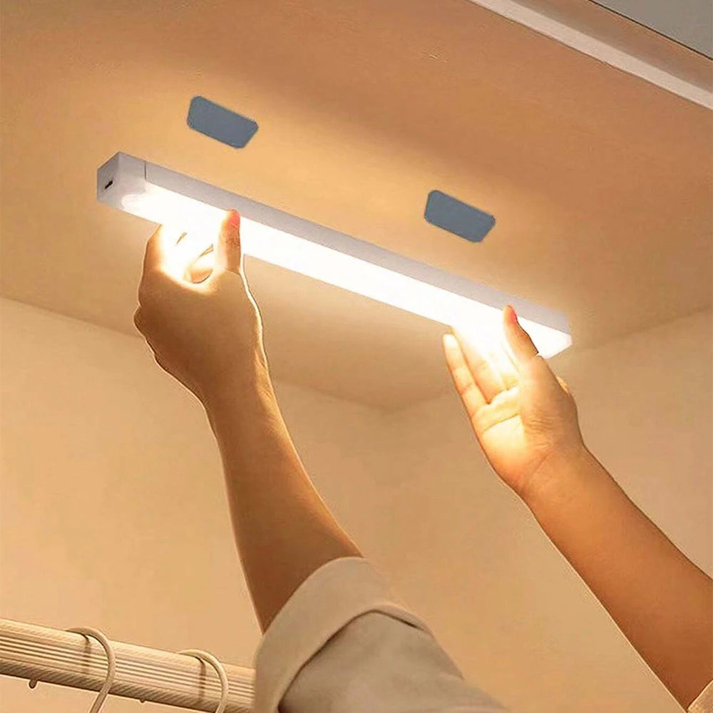 1pc Motion Sensor Light, Wireless USB Rechargeable Night Light For Room, Cabinet, Closet, Corridor And Stairs Warm/White Light
