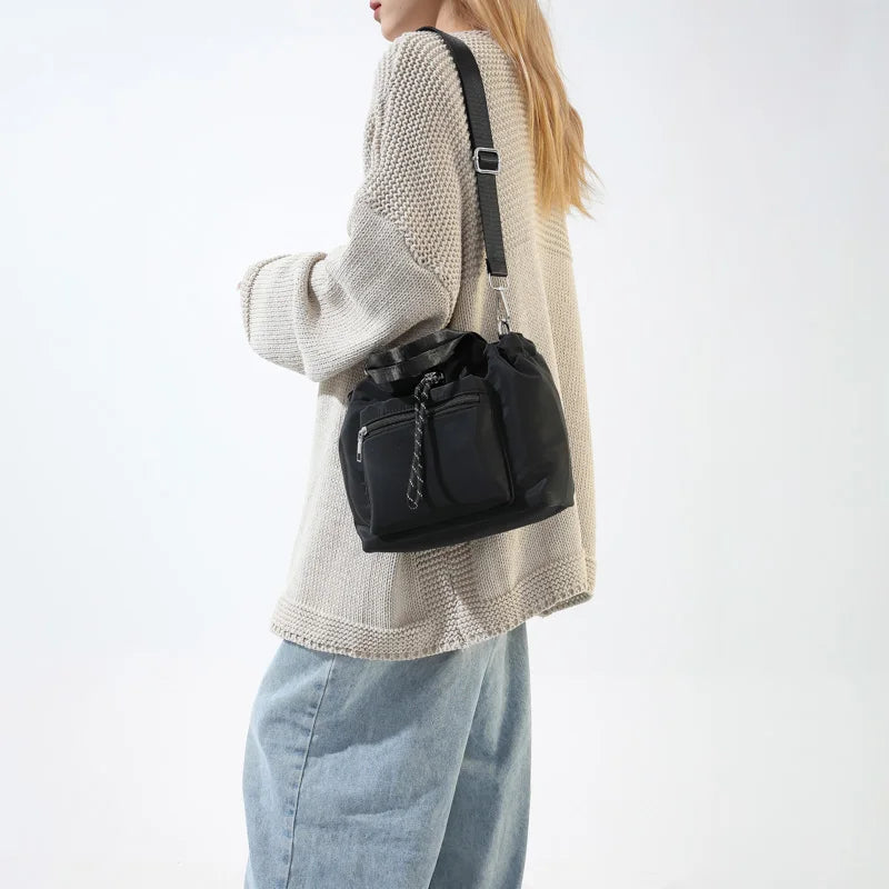 1 Piece of Pure Color Shoulder Bag for Women, Versatile Hand-Held Crossbody Bag, Fashionable Bucket Bag That Can Hold Mobile Phone
