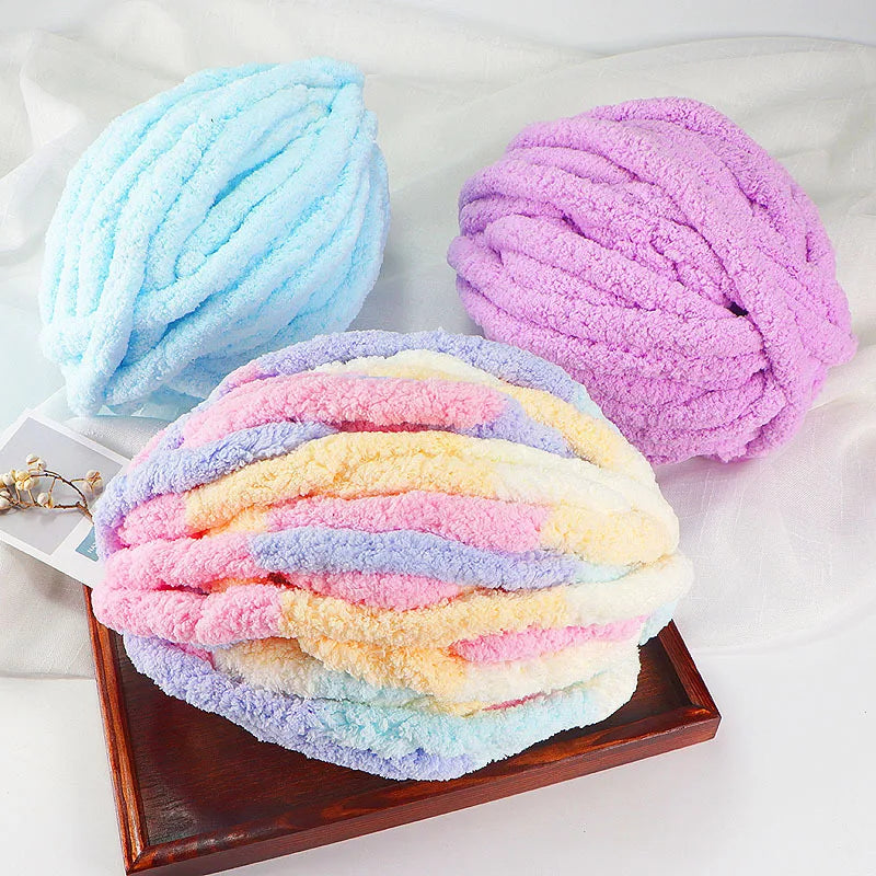 250g Super thick ice strips, hand-woven scarf, hat, blanket, cat nest, wool ball, woven DIY material package.