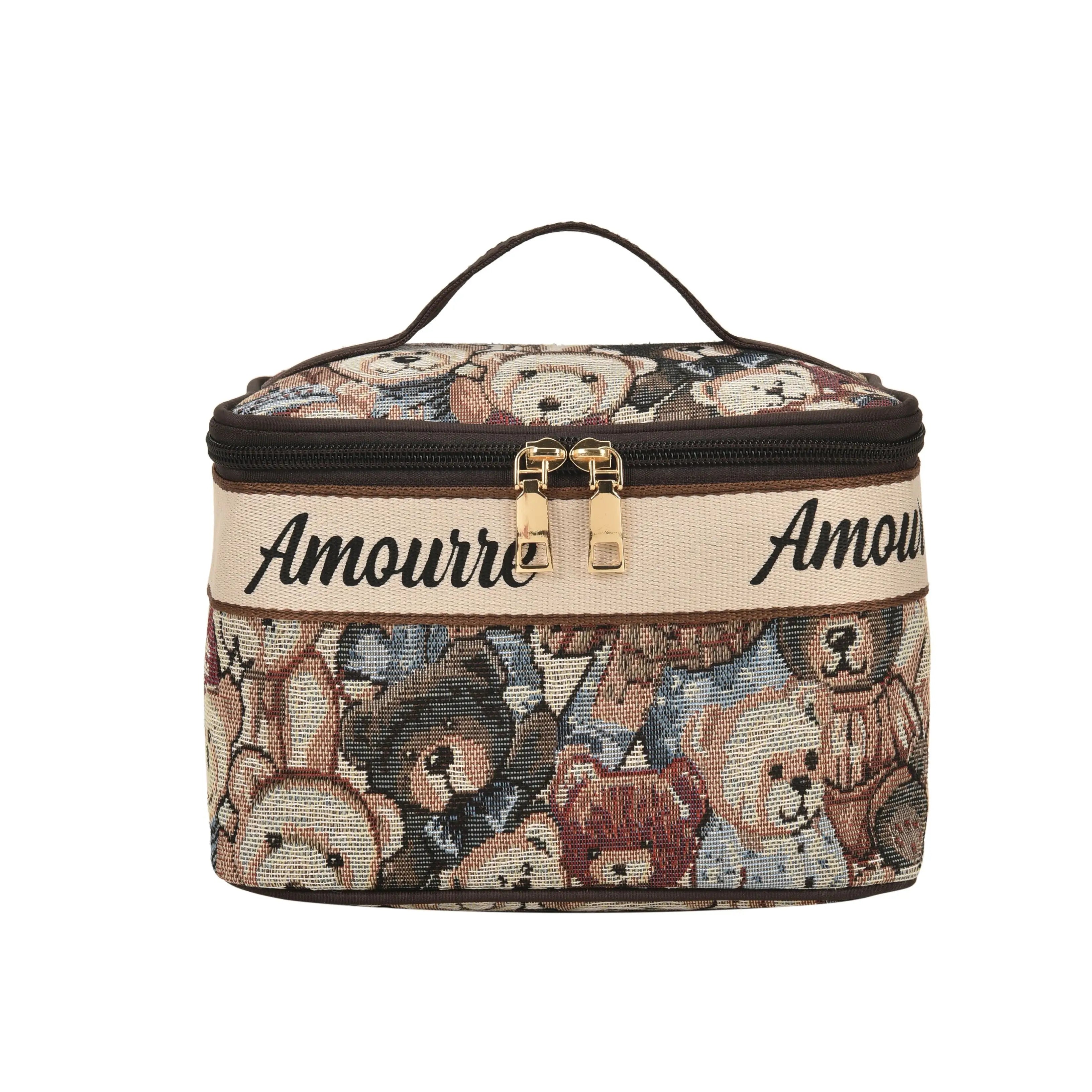 1 Piece Women's Bear Cosmetic Bag Square Large Capacity Ladies Handbag Can Hold Makeup Supplies